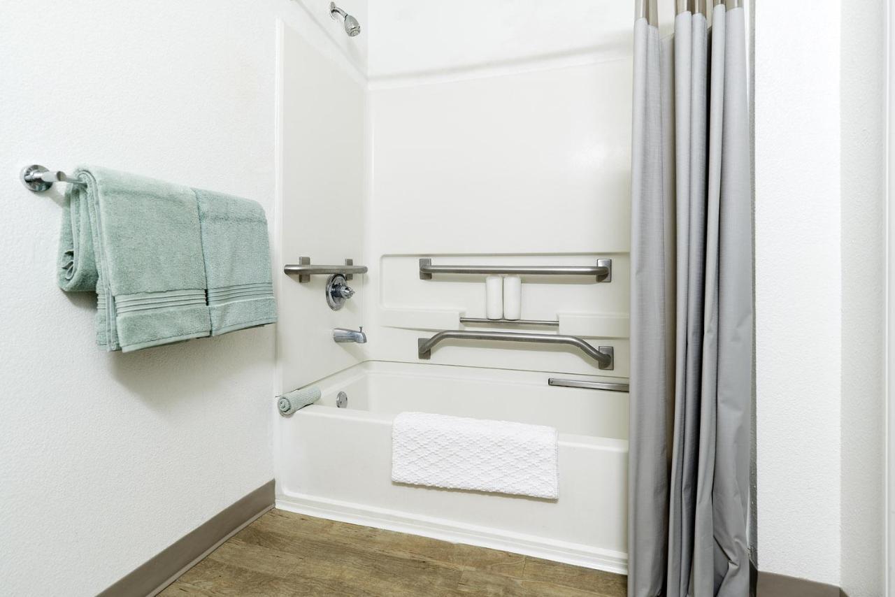 Intown Suites Extended Stay Chattanooga Tn - Airport Eksteriør billede